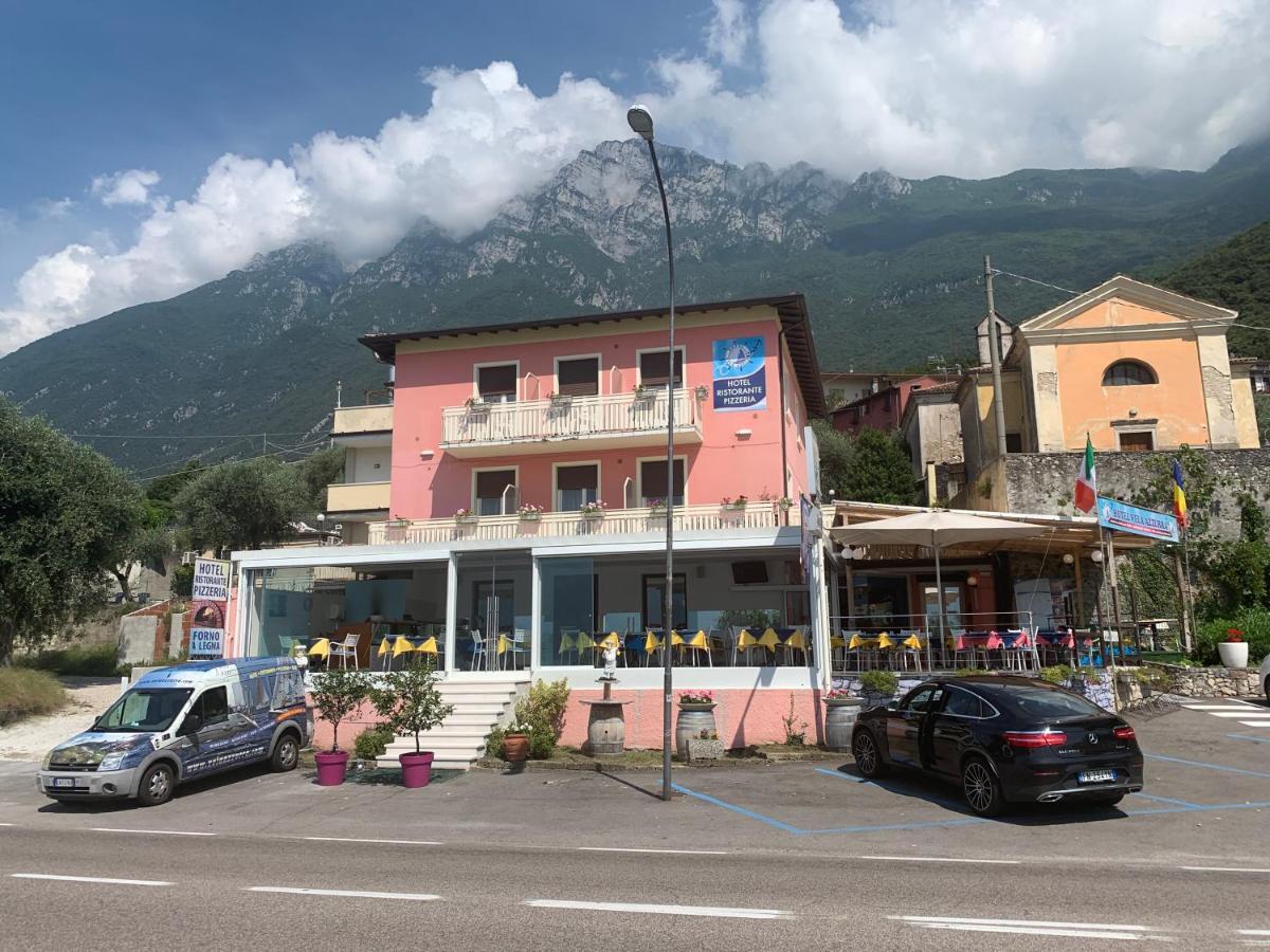 Hotel Vela Azzurra Navene Exterior foto