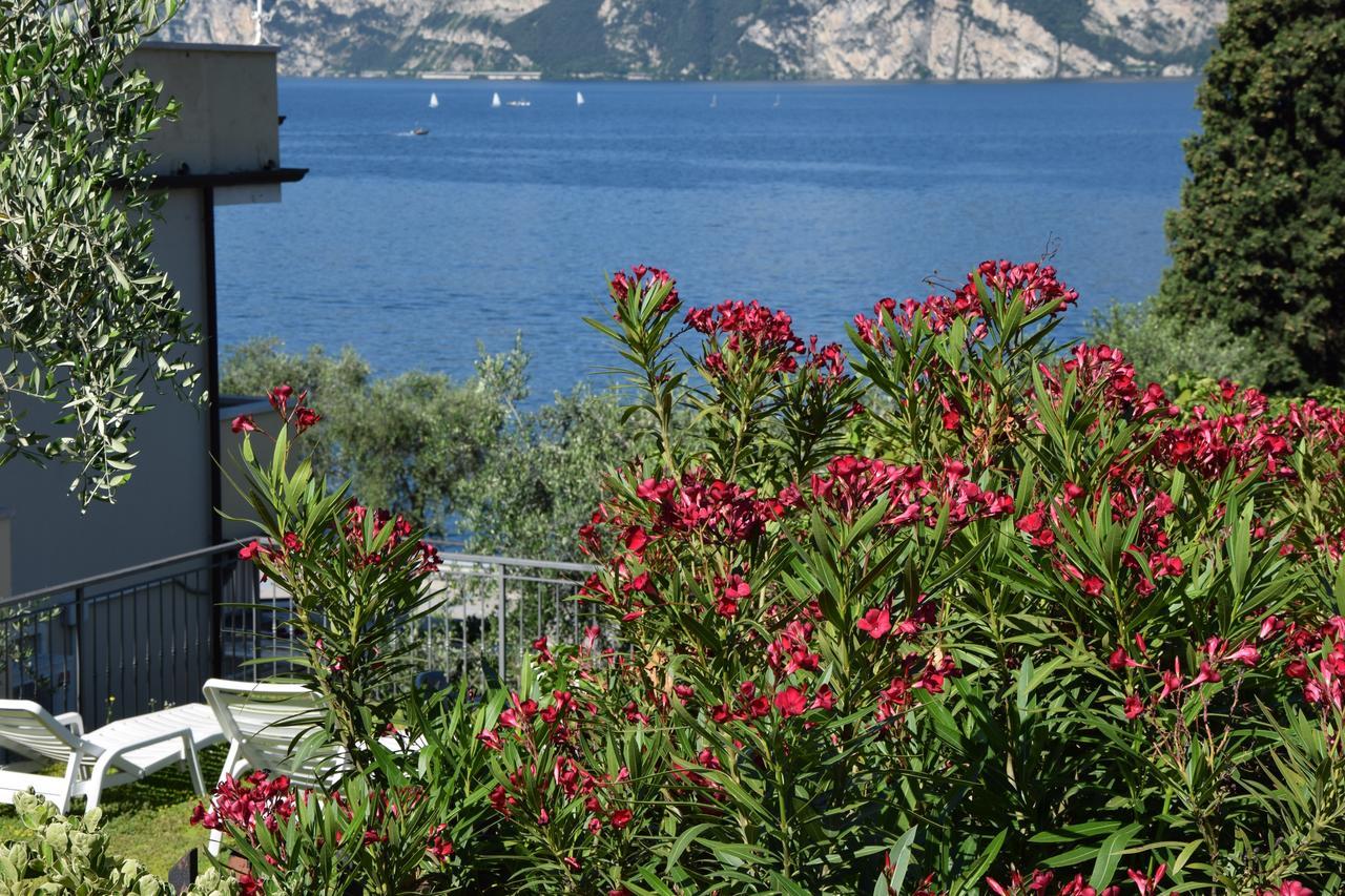 Hotel Vela Azzurra Navene Exterior foto